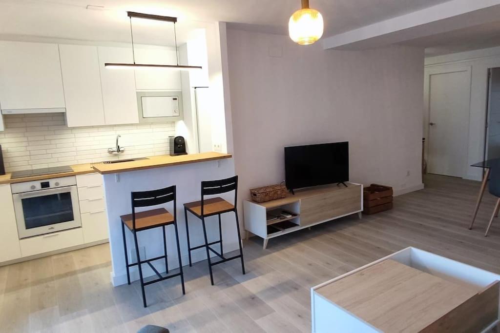 - Cap Negret - Acceso Directo A Playa Apartment